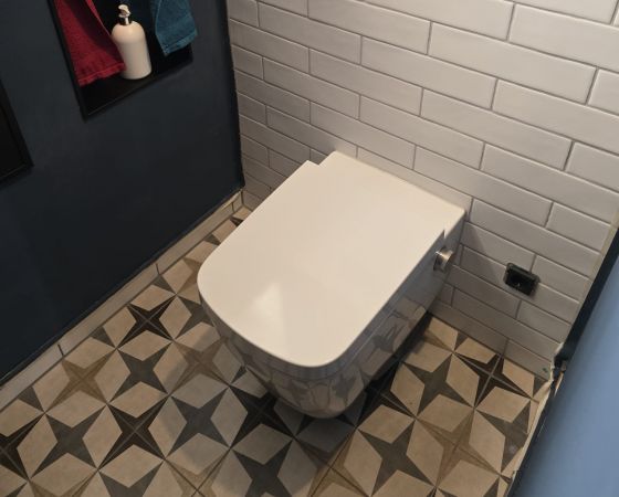 Bauhof West Dresden_Fliesenleger_Arbeiten im Metrodesign