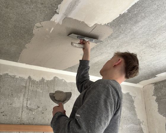 Bauhof West Service GmbH: Abteilung Maler – Übungswoche für Azubis: Spachteln